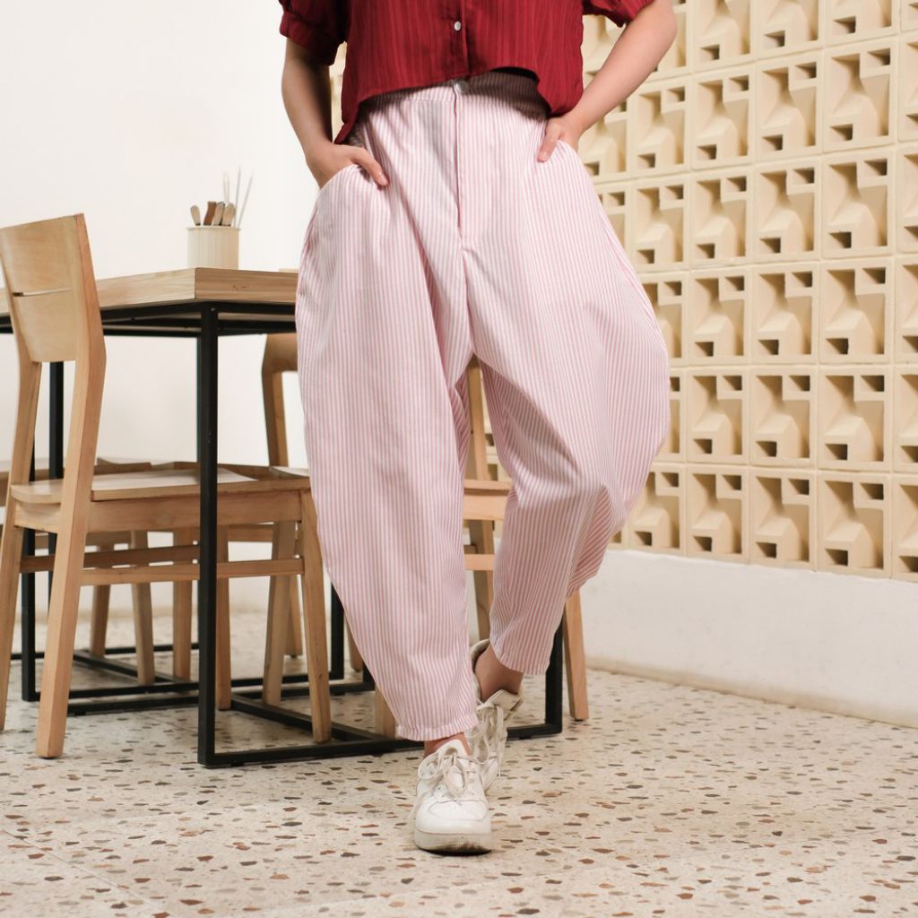 Celana Kulot Balon Wanita Lucu Kekinian Korean Style — LumiLoom | Yoenik Bong Barrel Pants