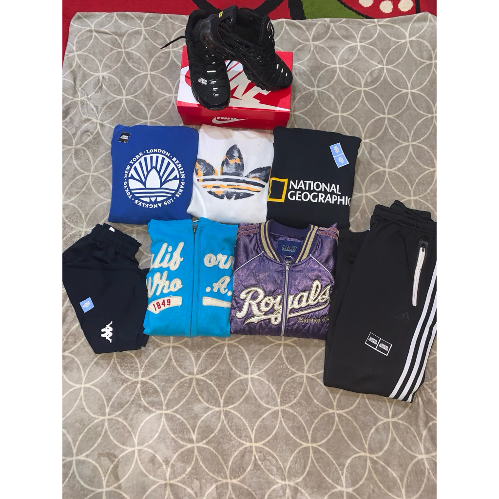 Link co varsity royals