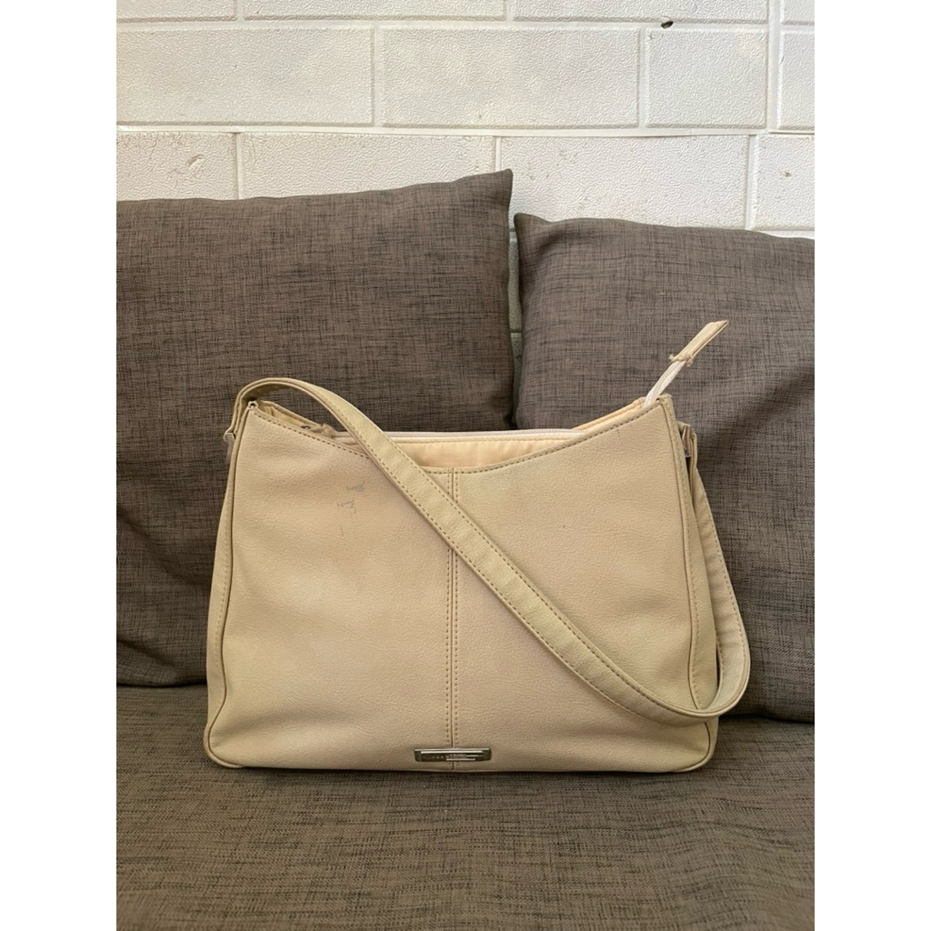 TAS PRELOVED KULIT GUESS VINTAGE