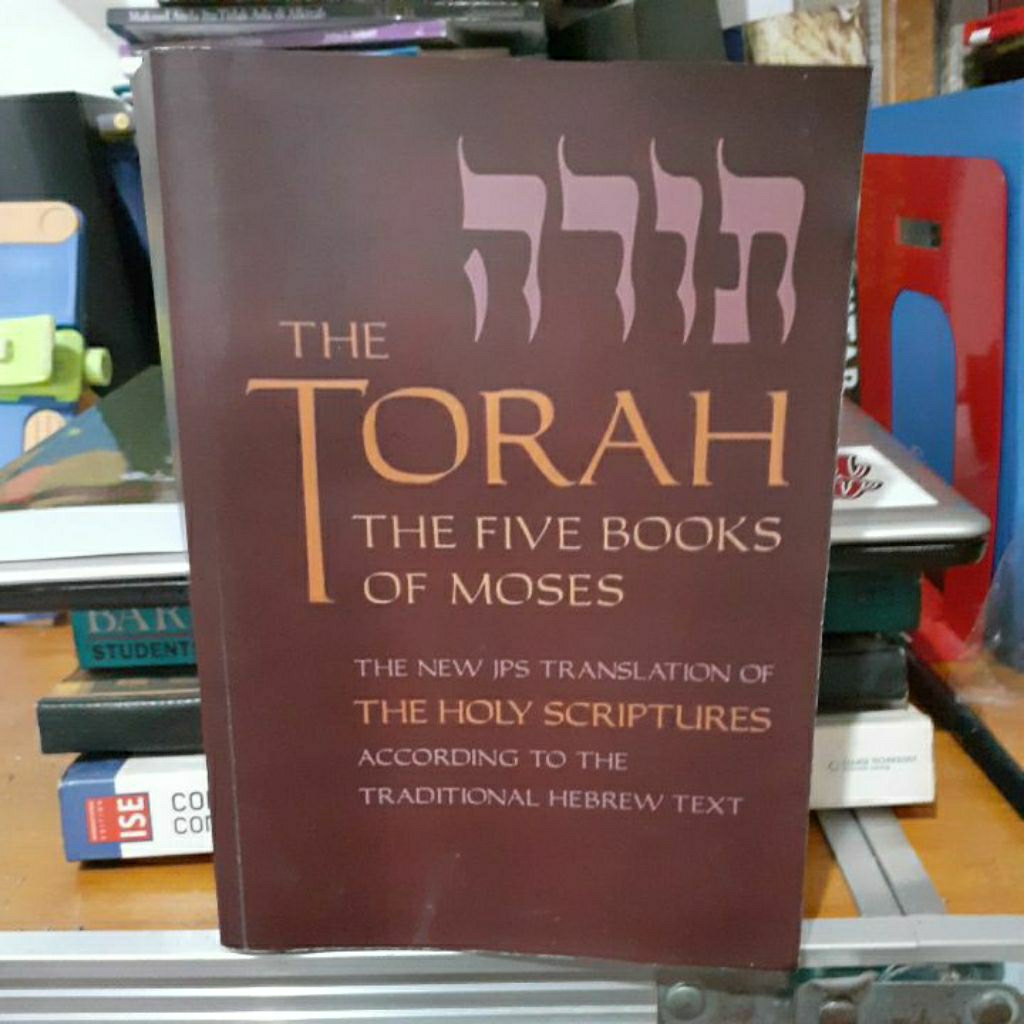 Buku Agama Lima Kitab Taurat Musa Bahasa Inggris