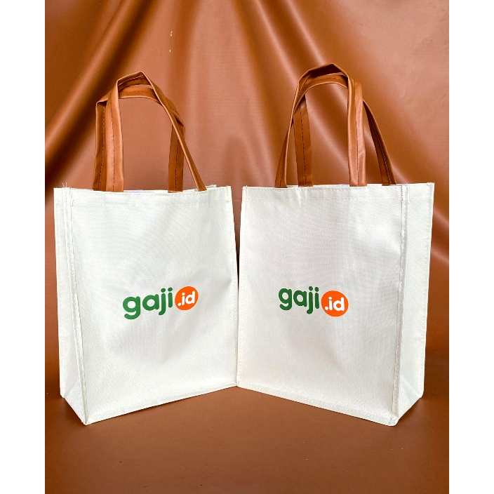 TAS INSTANSI, PERUSAHAAN, SOUVENIR PT, SOUVENIR TENTENG PERNIKAHAN TAS NIKAH TENTENG TAS SOUVENIR PE