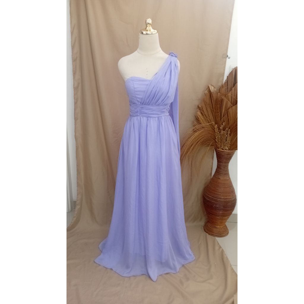 sewa gaun unggu-sewa gaun pesta-sewa gaun prewed