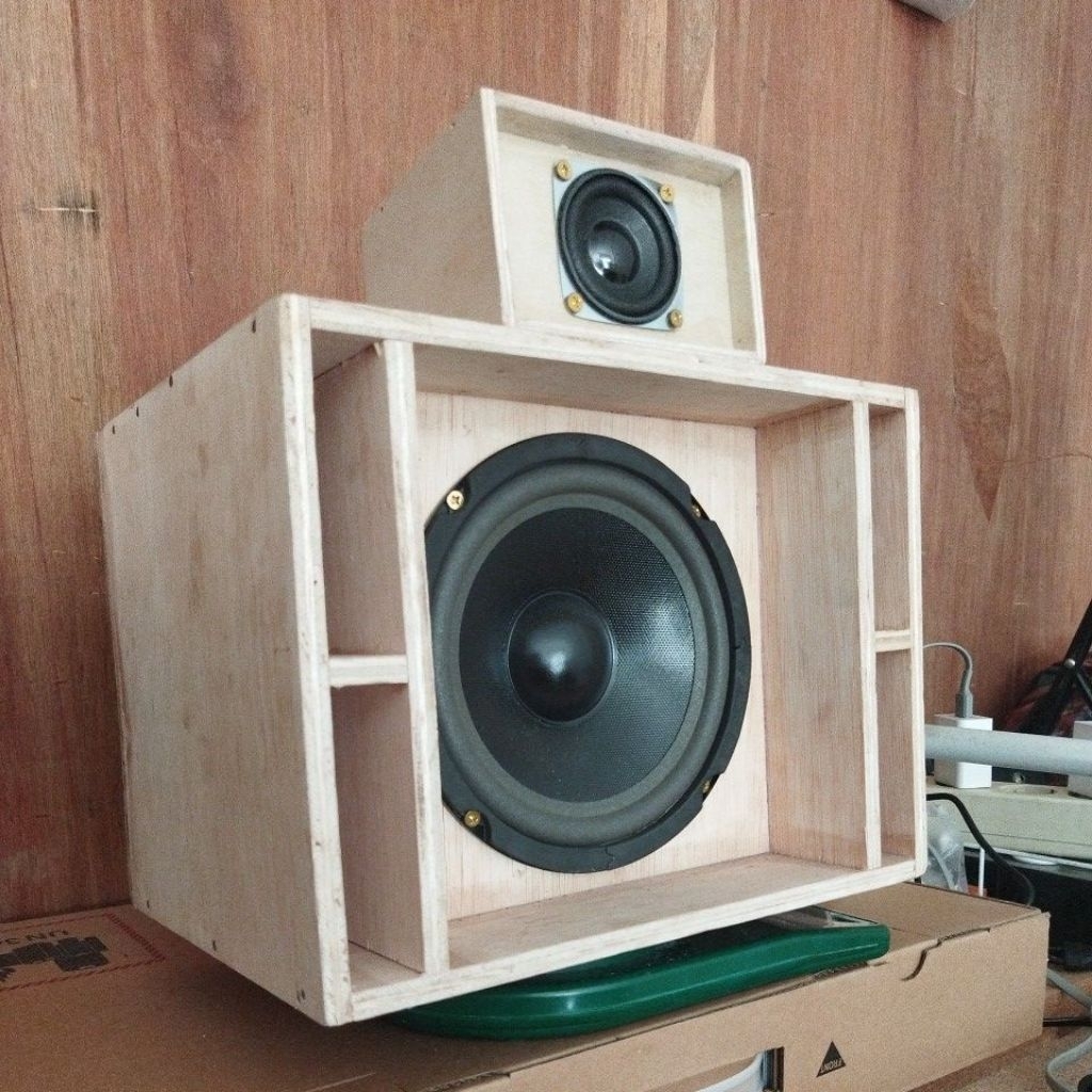 box 6 inch plus Speaker dan tweeter