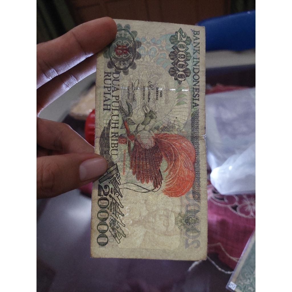 20000 rpiah cendra tahun 1995.