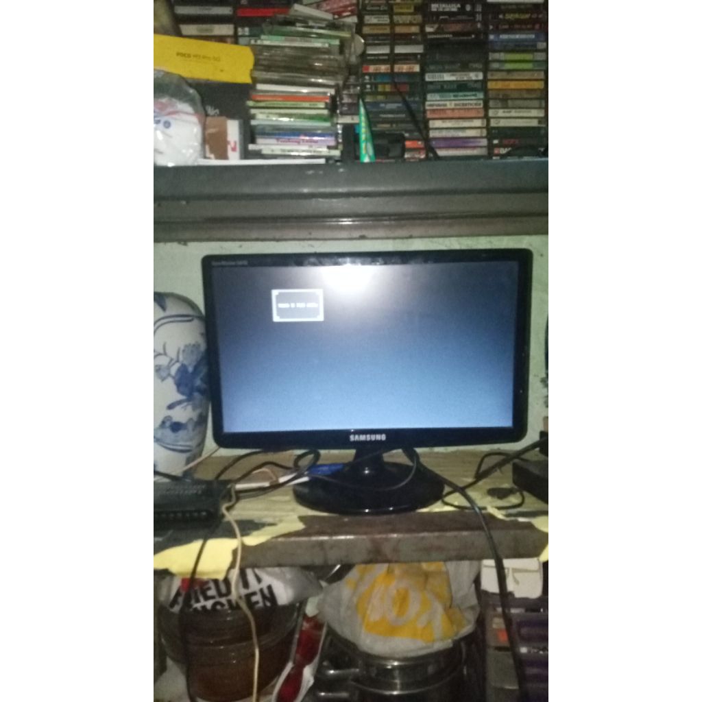 monitor samsung bekas