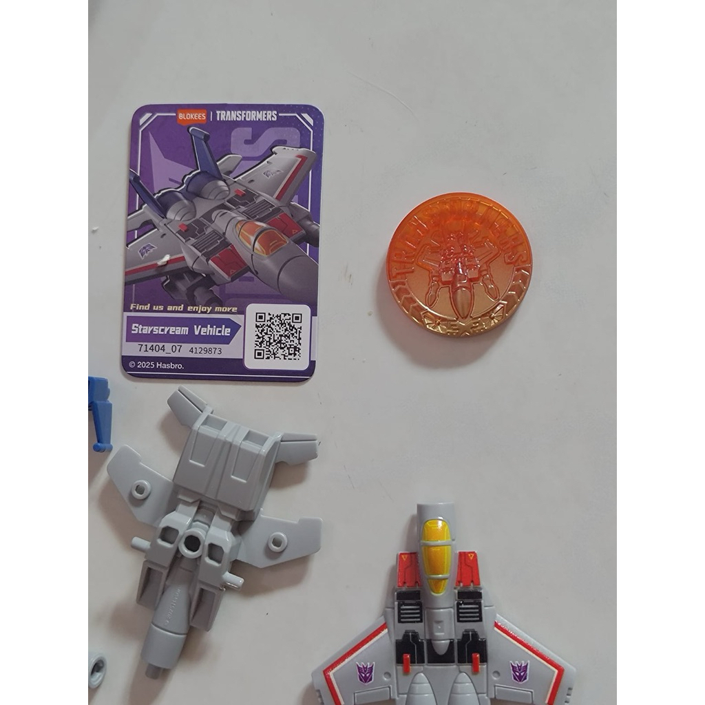 blokees starscream vehicle+ coin starscream