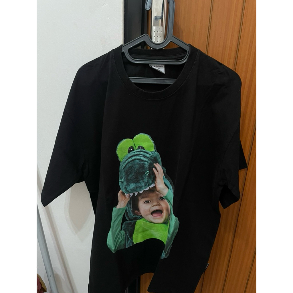 Preloved kaos Acme De La Vie Baby Face Crocodile Doll size 2