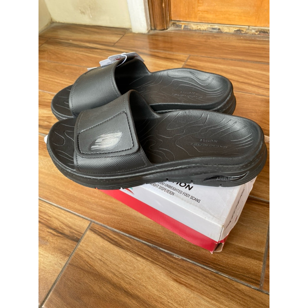 Sendal Pria Skechers Arch Fit Feelin Fresh 243159BBK Original