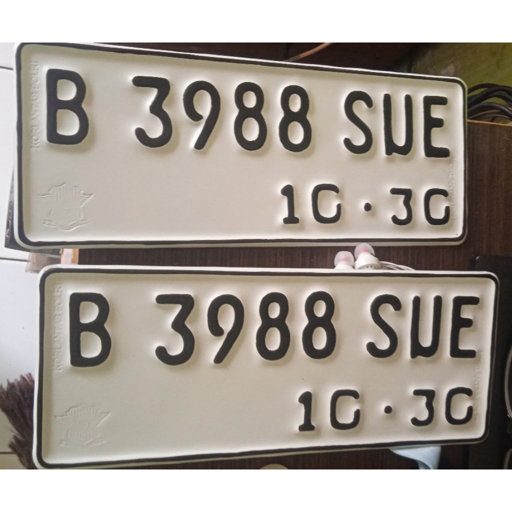 plat nomor motor  costum