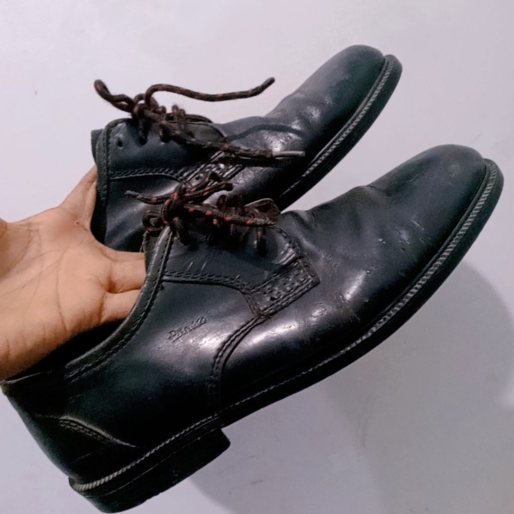 Sepatu Kulit Dr Mocc Klasik Nyentrik No 40