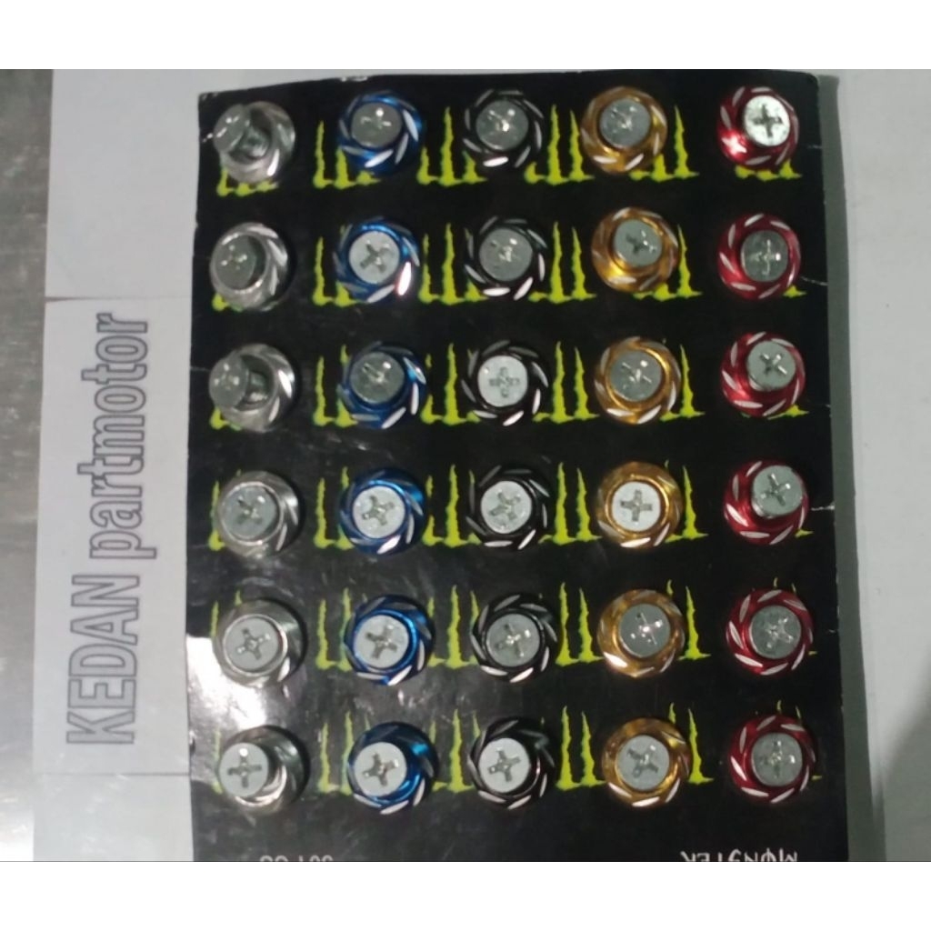 Baut Plat Nomor Warna Warni