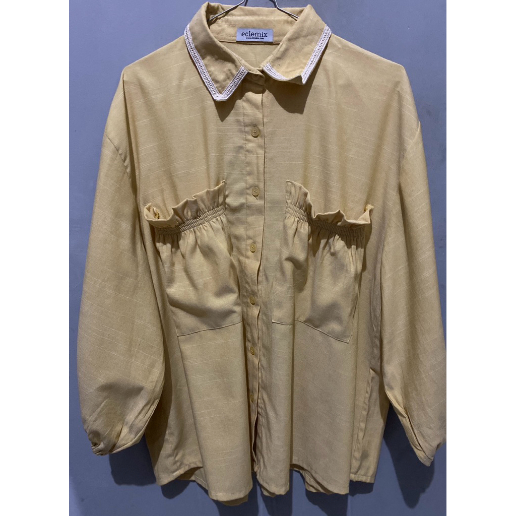 Preloved blouse by eclemix