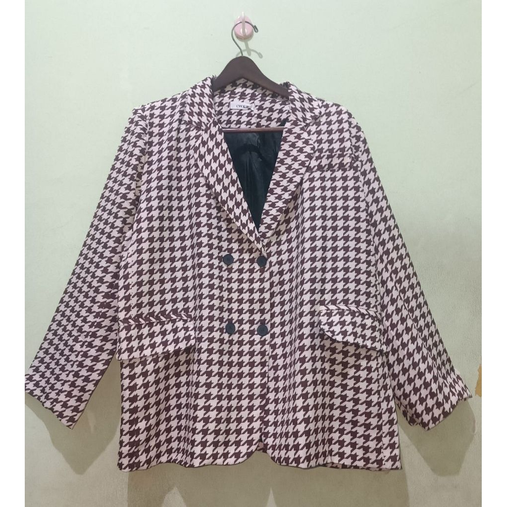 PRELOVED CWK Blazer Formal Wanita Motif HS Cokelat Putih Bigsize LD 120