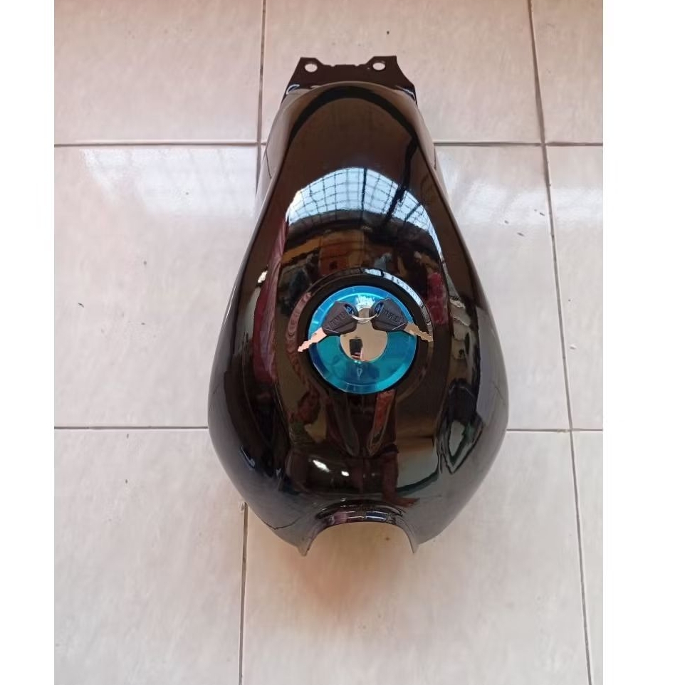tangki bensin + tutup megapro primus 2006-2009