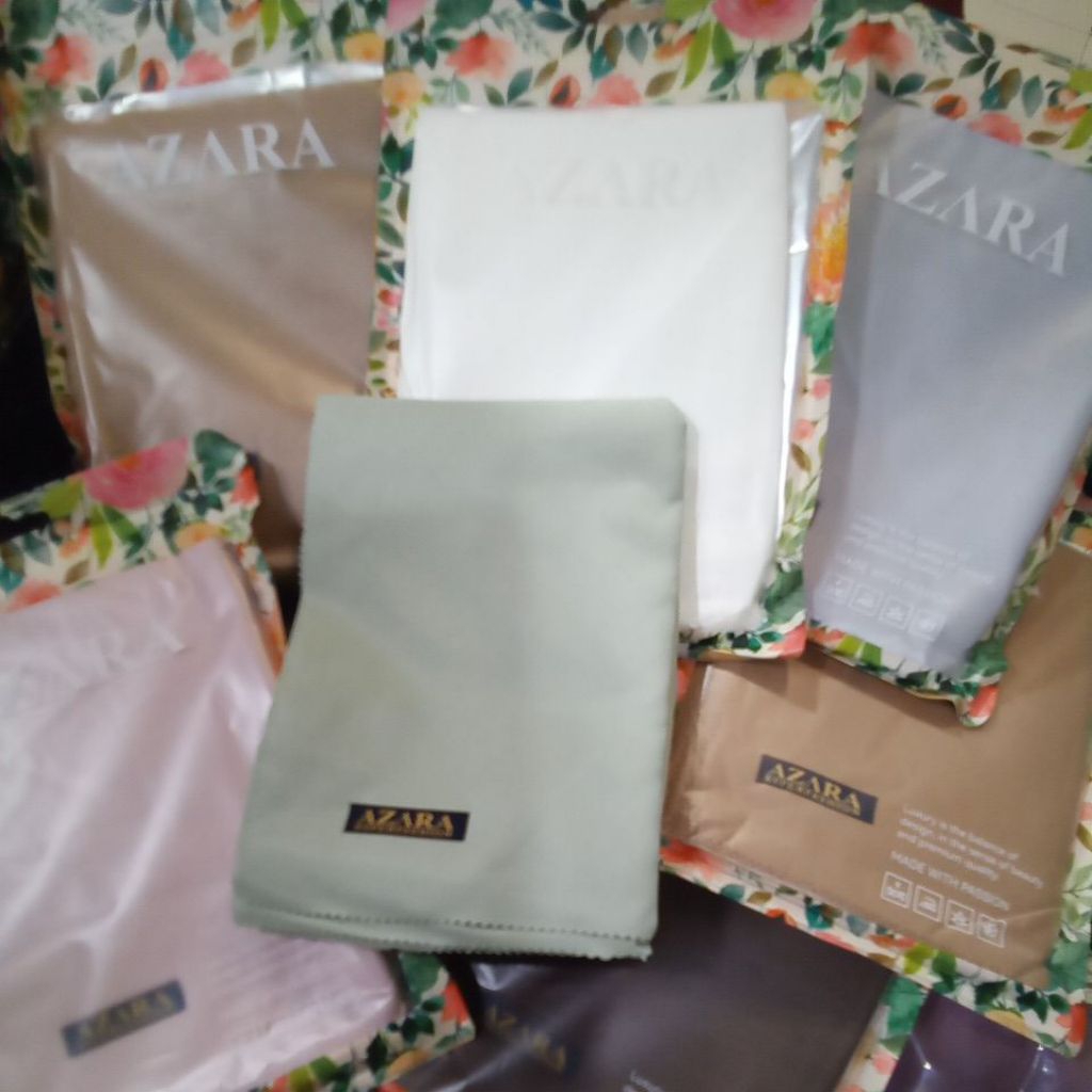 Azara hijab segi empat polos