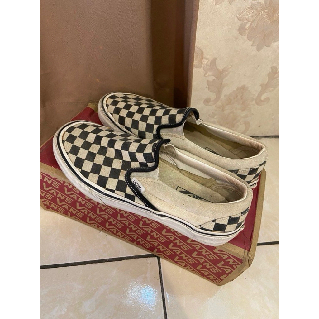 Preloved by Vire Vans Classic Slip On Unisex Sneakers Shoes - BLK&WHTCHCKERBOARD/WHT