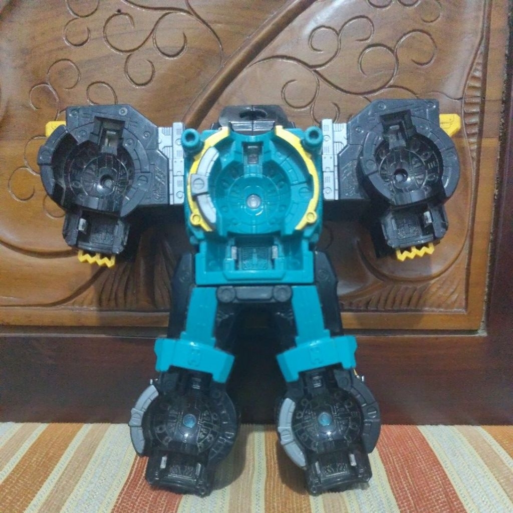 Part Badan Megazord DX Kyuranger Carberus