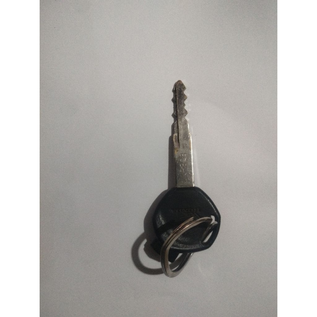 DUPLIKAT KUNCI HONDA VARIO, SUPRA, CBR,DLL MENGGUNAKAN POTO