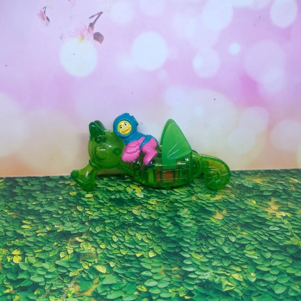 Mainan Happy Meal McD Figure Birdie Maskot McDonald happy meal