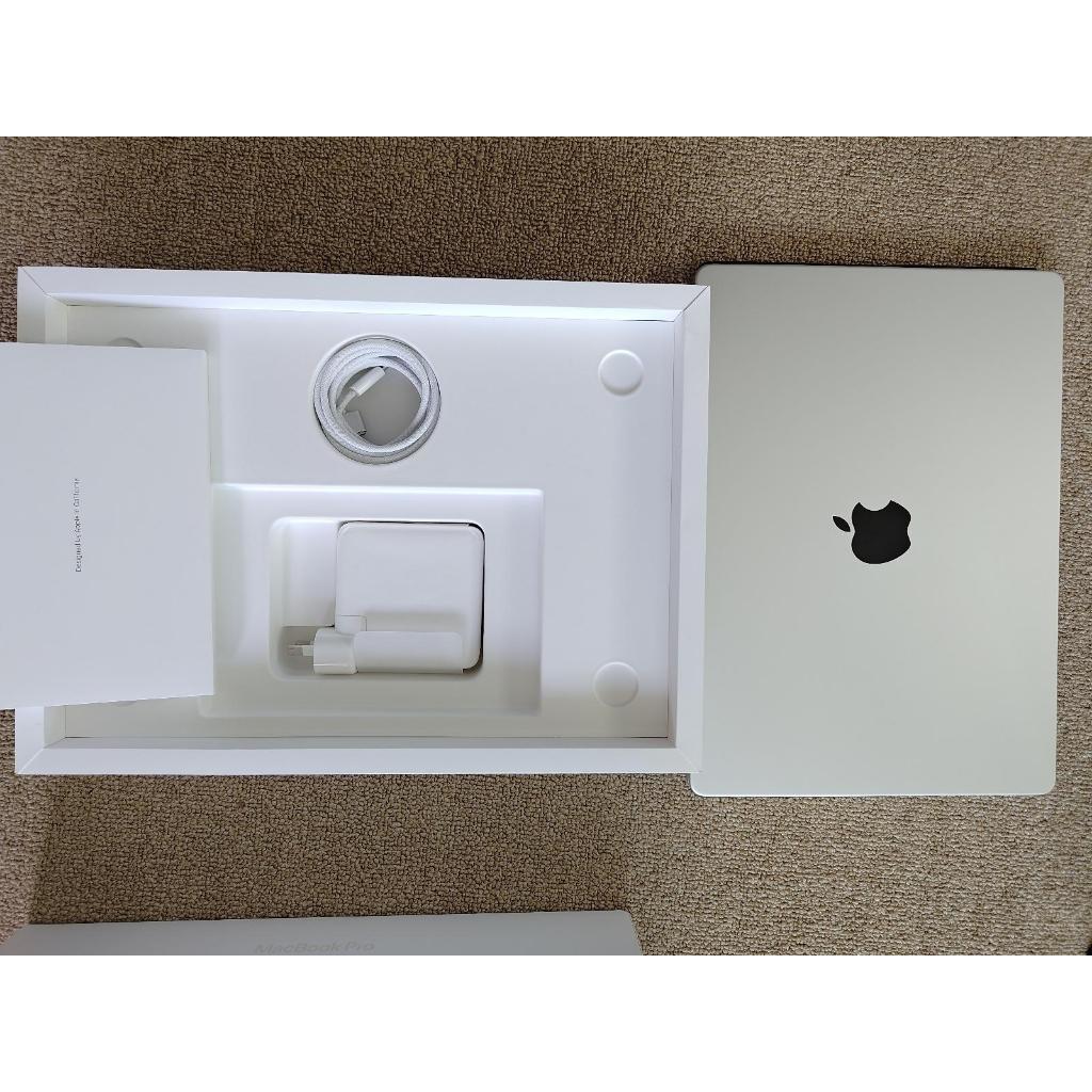 MacBook Pro 14 M3 Pro Silver, 12C CPU/18C GPU/16C NE - 36 GB/1 TB