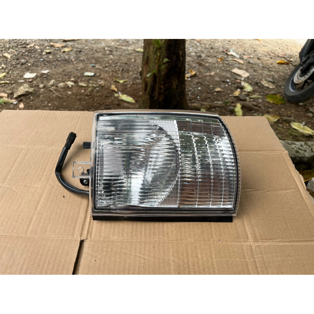 LAMPU Variasi Corner Colt Diesel Canter Murah