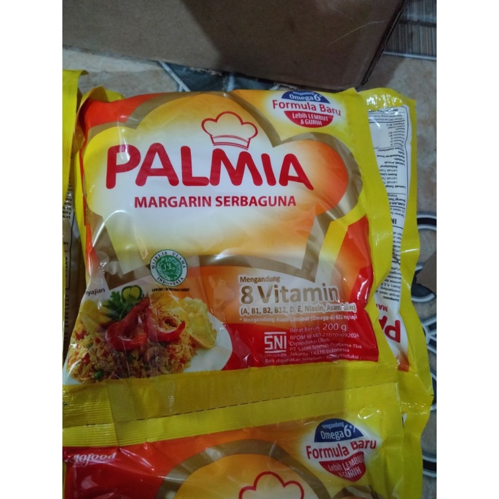 1 Renceng Palmia Margarin 200gram isi 6pc