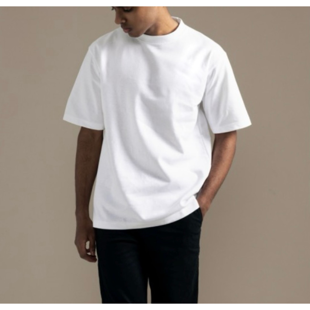 Kaos Polos Hitam/Putih Dewasa