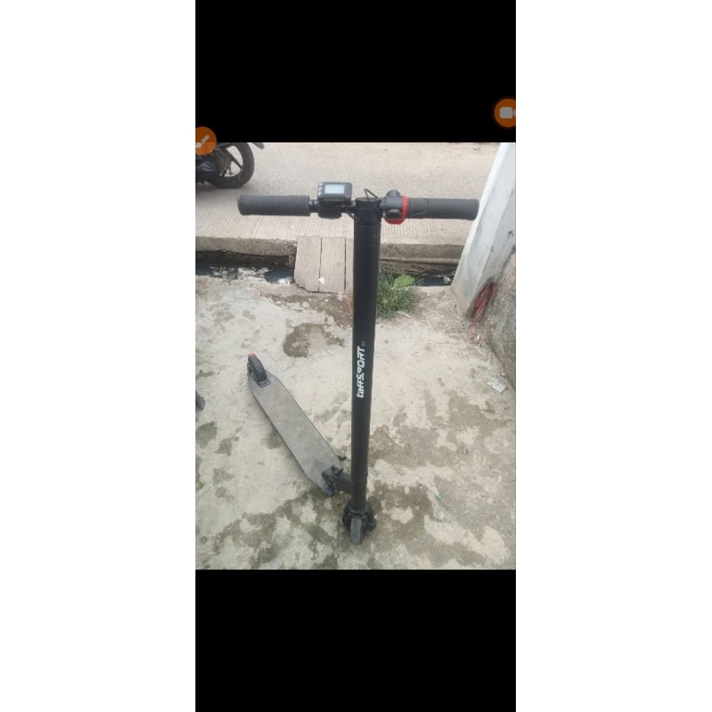 Skuter Listrik Second