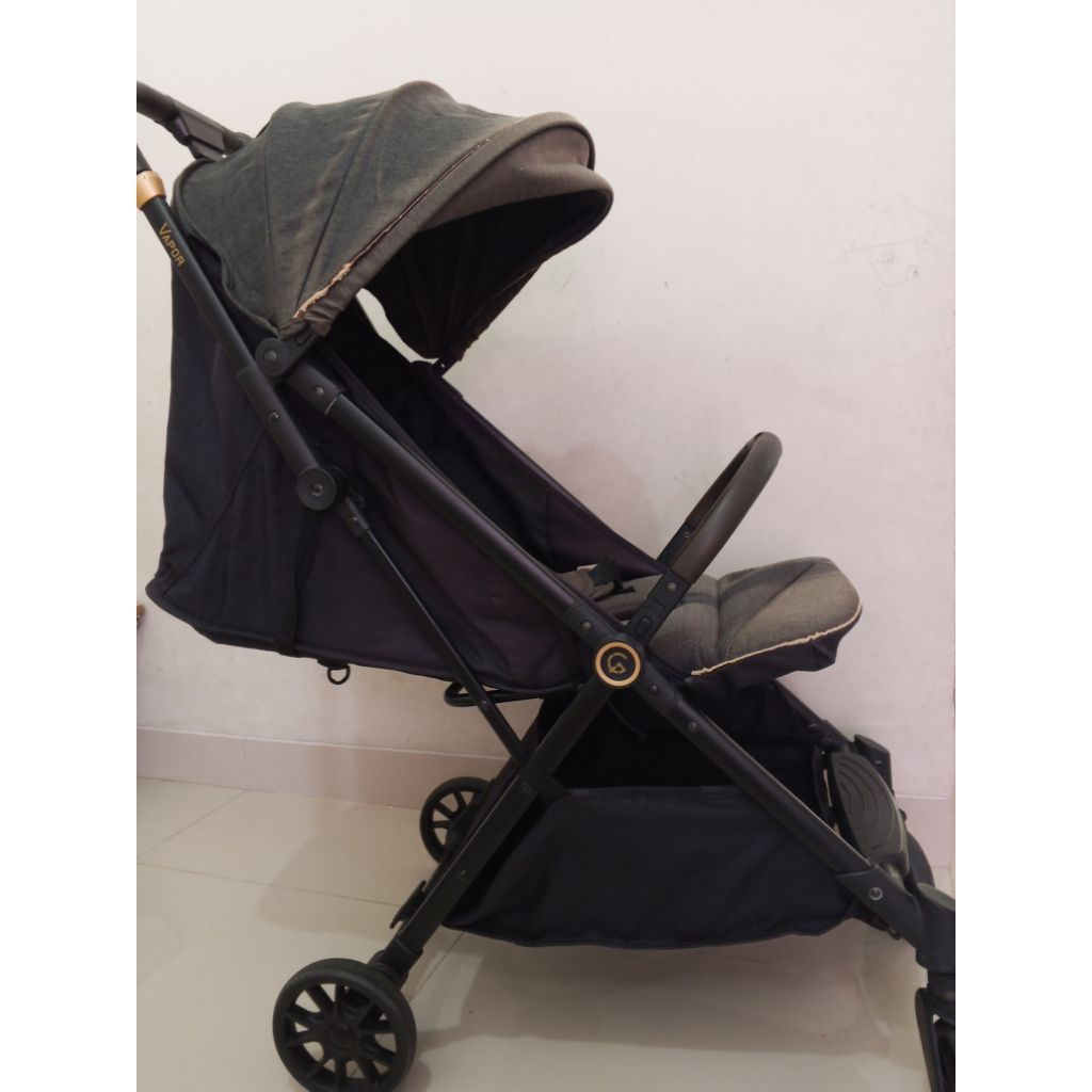 Stroller Cabin Size COCOLATTE VAPOR | Preloved