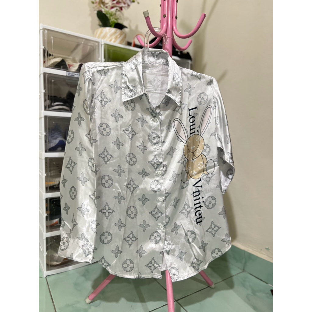 preloved kemeja satin