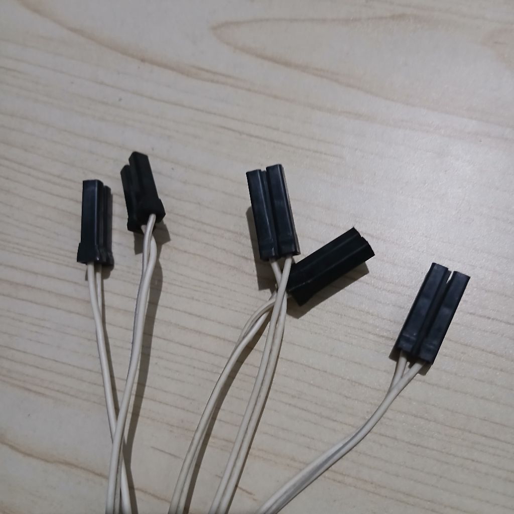 soket speaker home theater polytron (satuan)