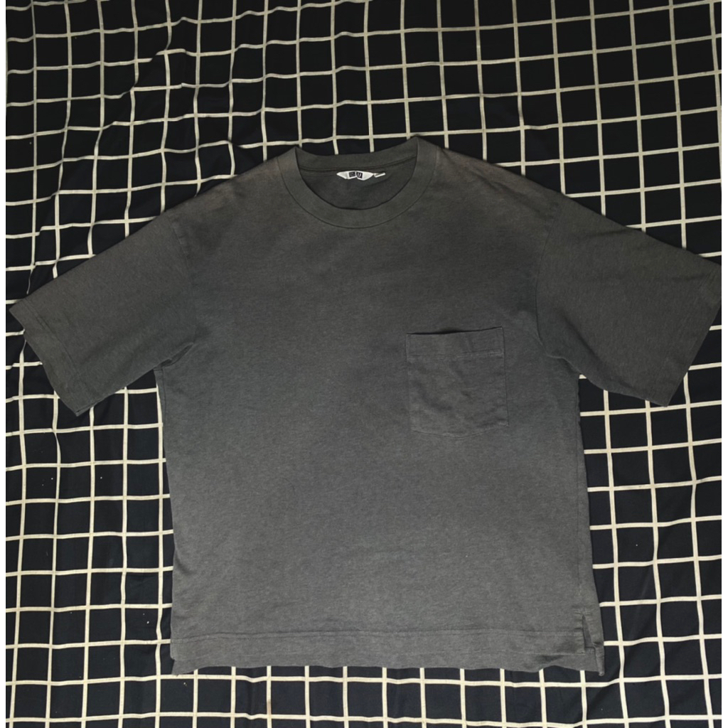 Uniqlo Tshirt Pocket
