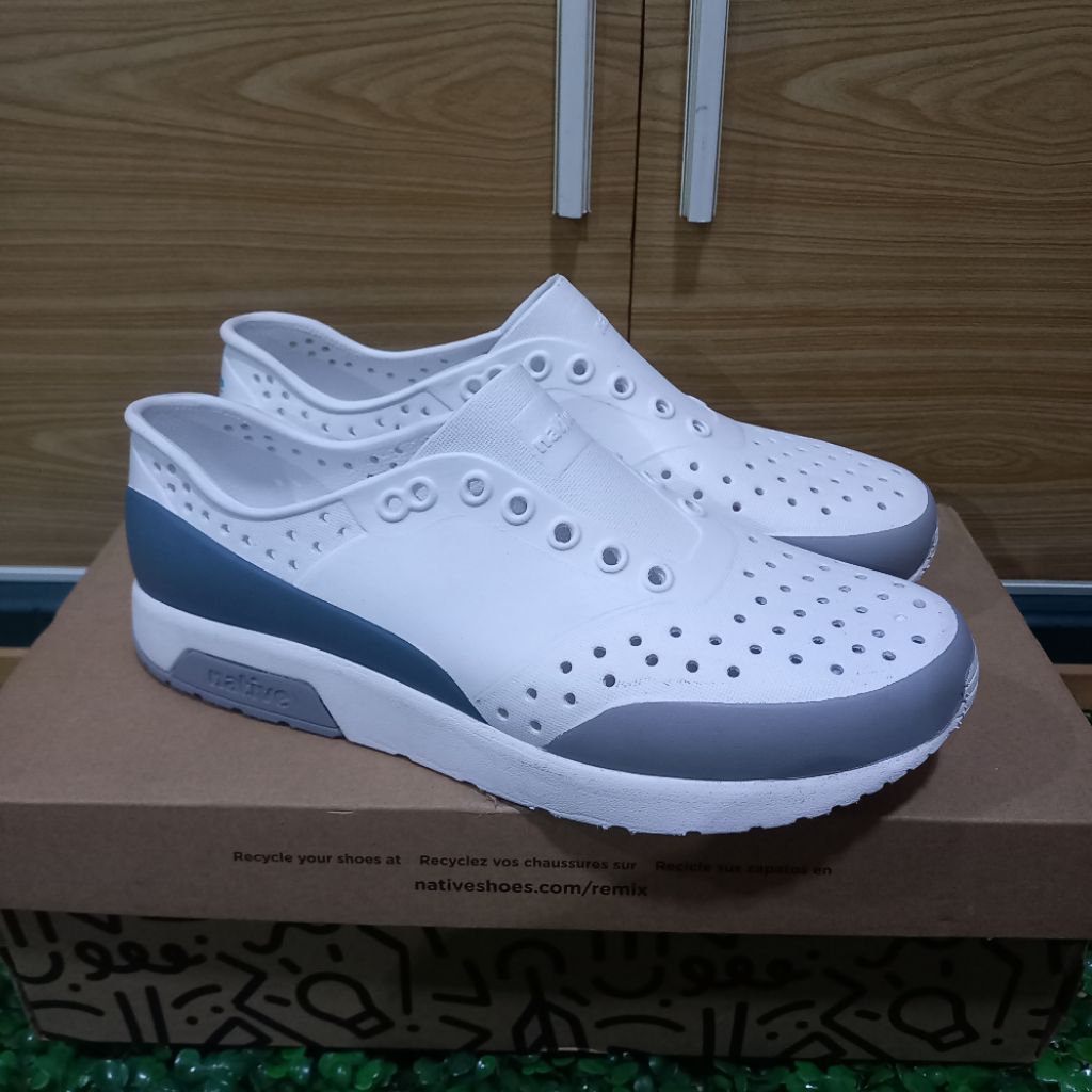 Sepatu Native Lennox Block Putih Abu Size 42.5