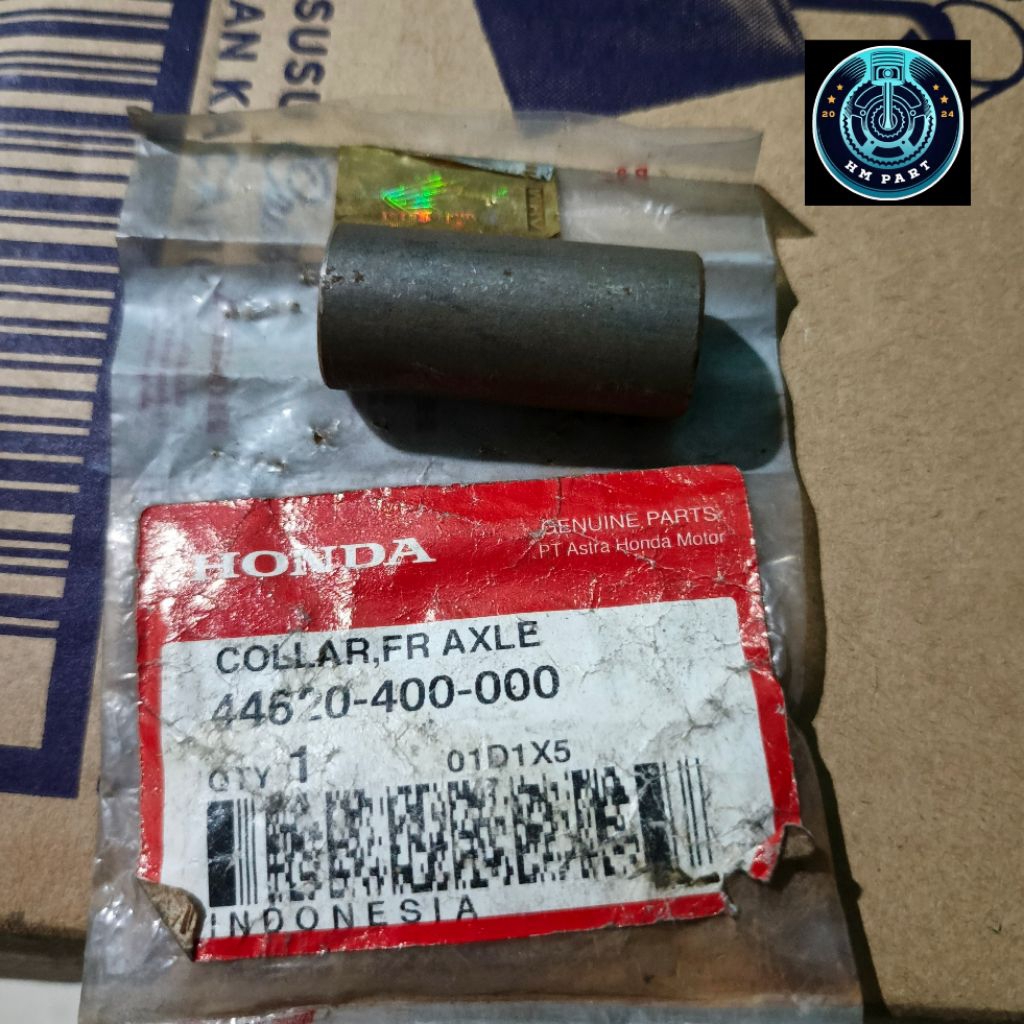 Bos Dalam Tromol Velg Depan CB150R Megapro Verza Tiger Karisma New CB150-Verza  44620-400-000 Bos Tr