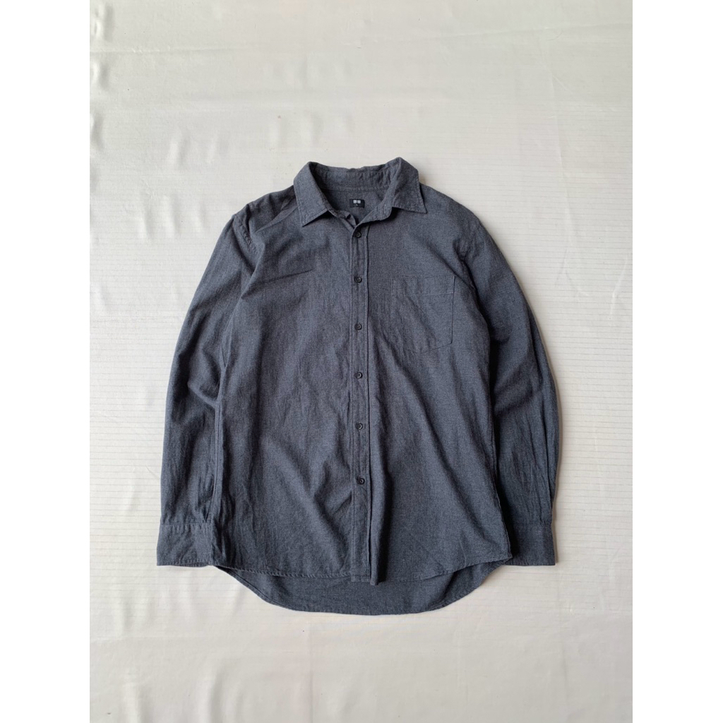 Kemeja Flannel Uniqlo Abu, Cokelat