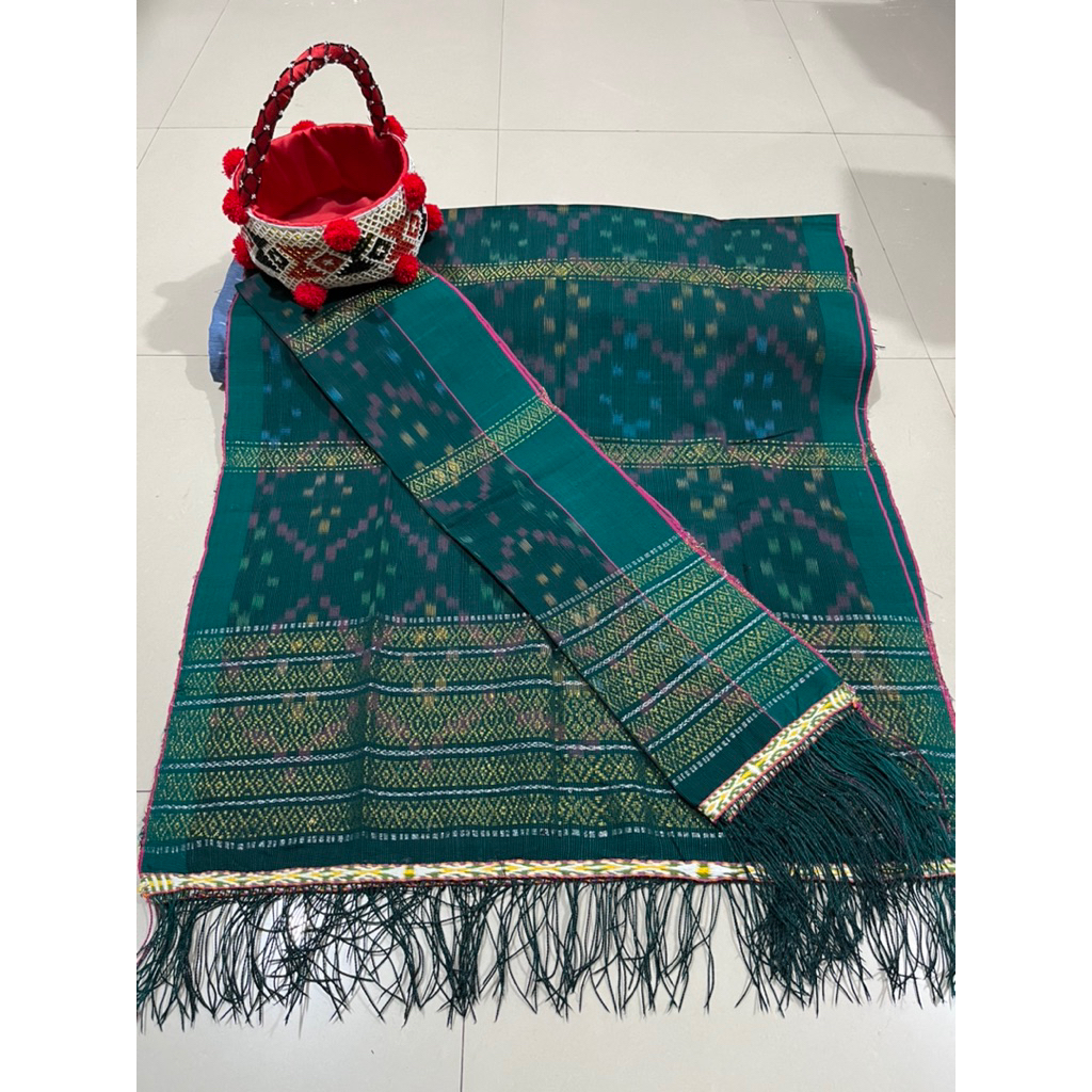 ULOS SUTRA MOTIF MAULANA SIMALUNGUN BENANG TENUN