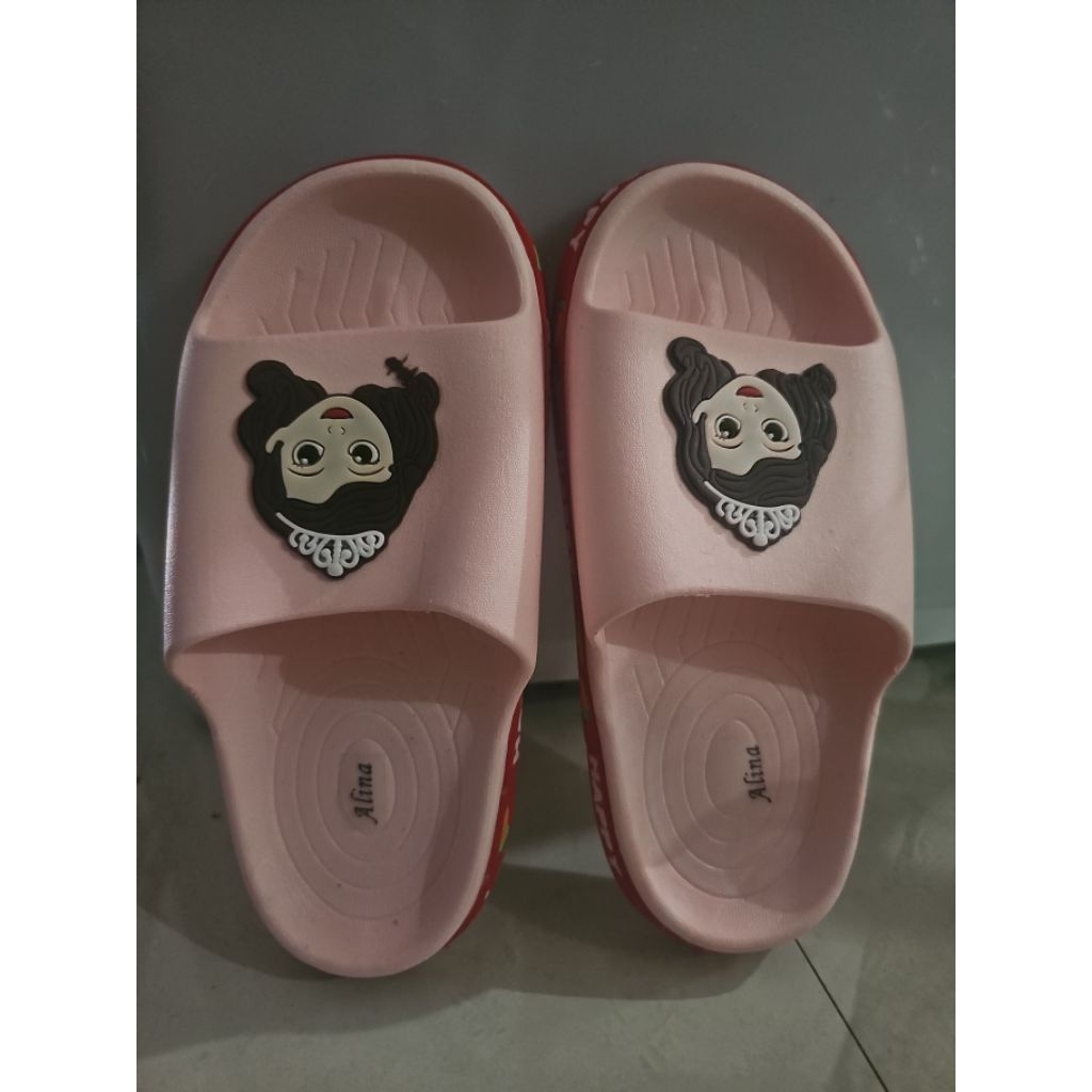 sandal alina