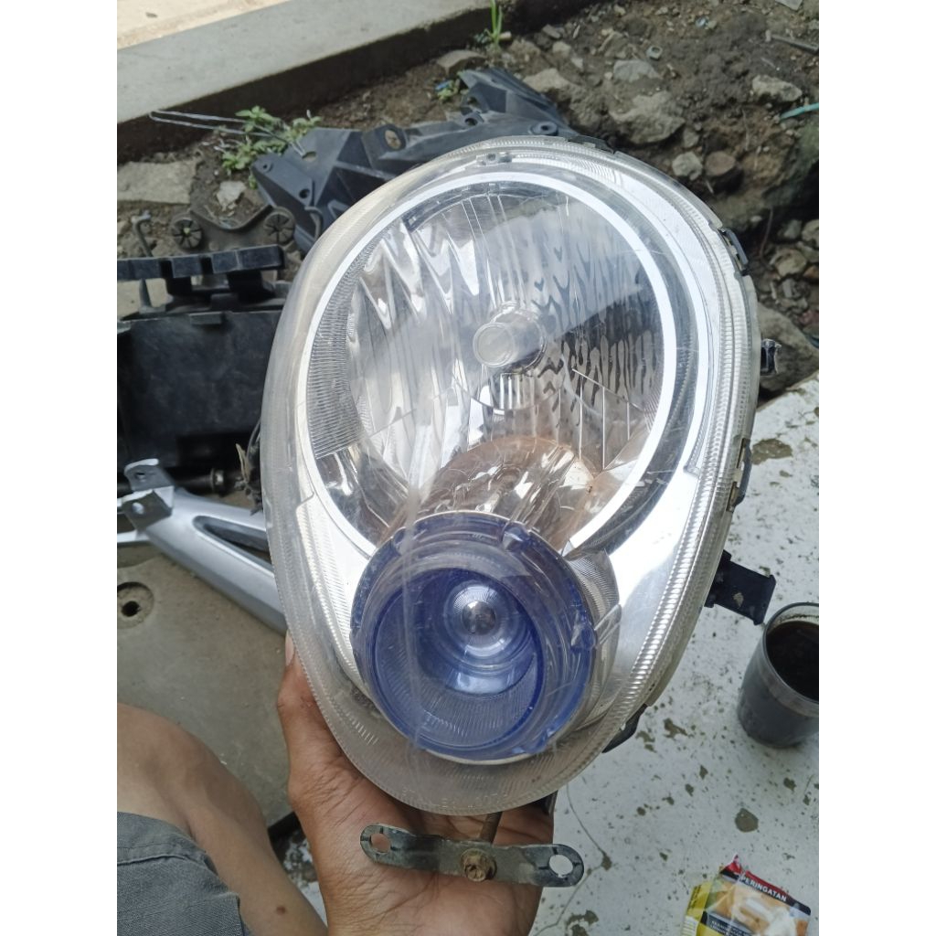 Reflektor Lampu Depan Scoopy Karbu Original Copotan