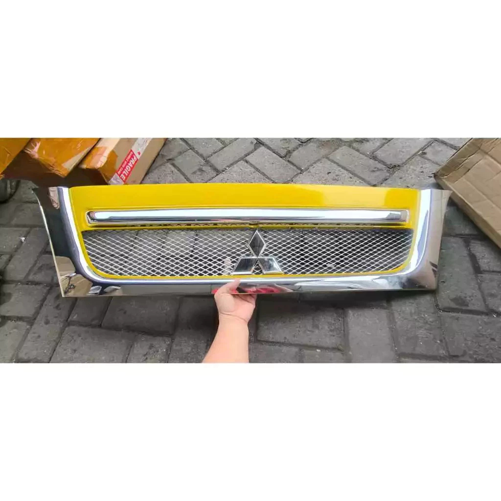 Grill Mobil Truk Canter Warna Lis Kuning