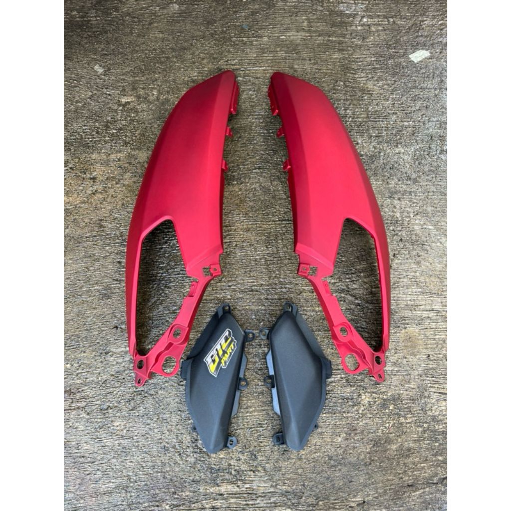 cover body yamaha NMAX samping kanan kiri old  2014-2019 merah doff bahan tebal lentur