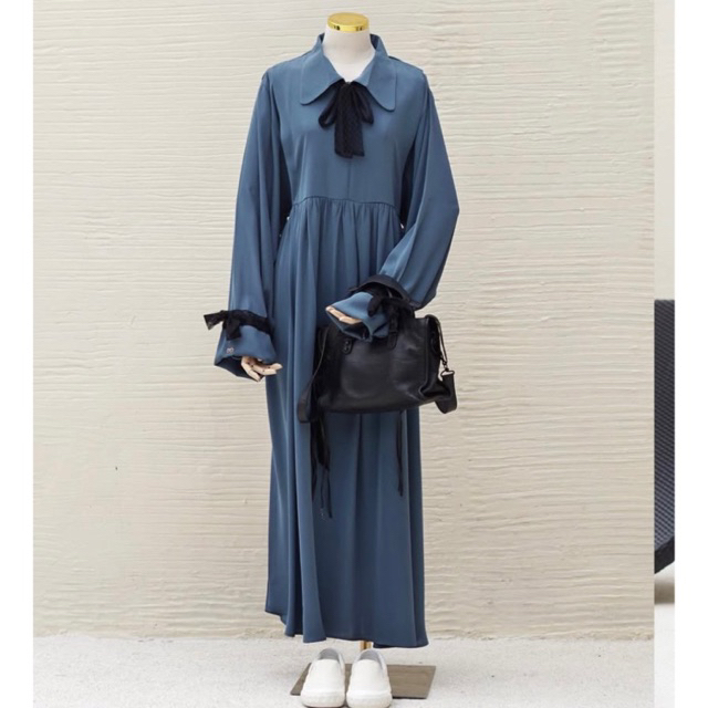 Preloved Savana Abaya bySofni Sky Blue Size M Gamis Wanita Menyusui by Sofni