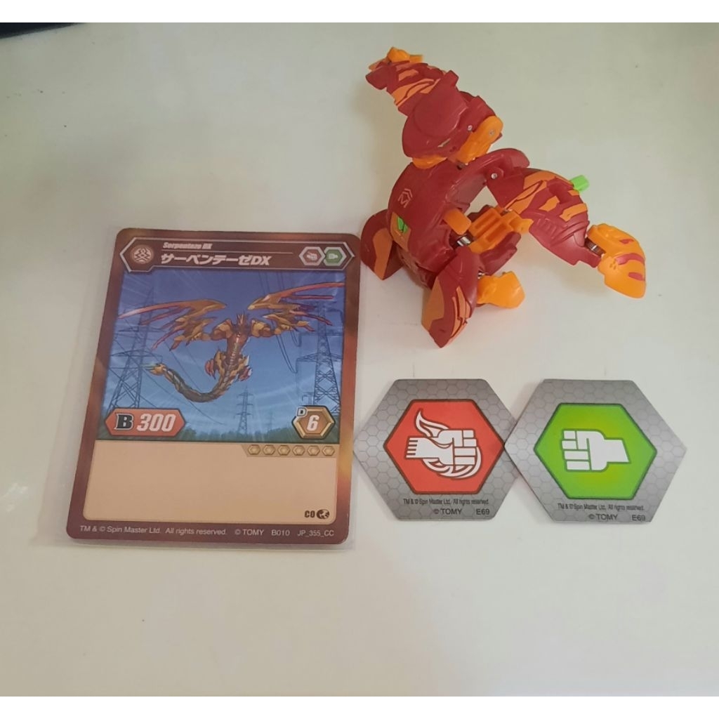 Bakugan Pyrus Serpenteze DX + 2 bakucore spin master tcg