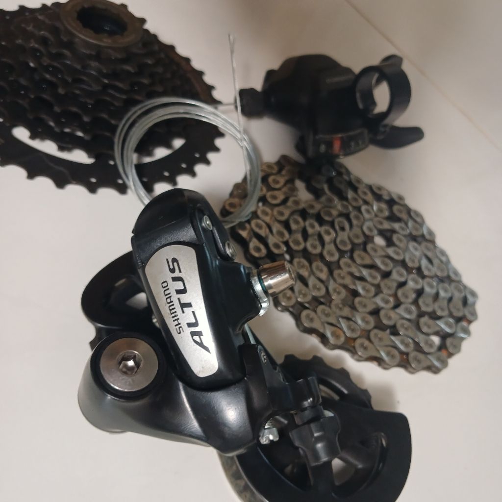 Mini groupset 1 x 8 speed Groupset shimano Altus