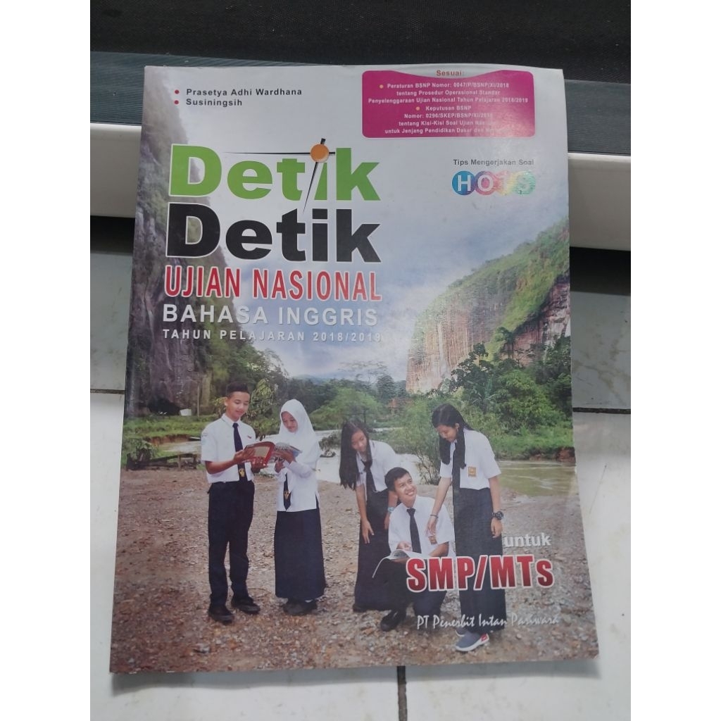 BUKU DETIK DETIK UJIAN NASIONAL BAHASA INGGRIS utk SMP/ MTs preloved