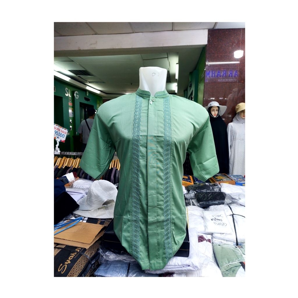 Kemeja Koko Pria Lengan Pendek Hijau Sage Bahan Toyobo Premium Motif Bordir