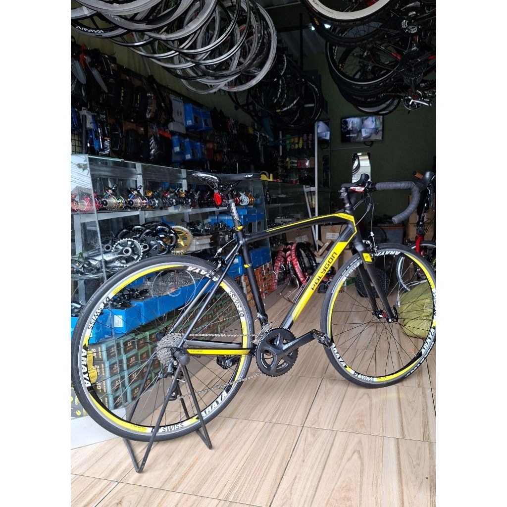 Sepeda Roadbike 700C POLYGON STRATTOS S3 Size 53 Alloy 2x9 Speed Shimano Sora Ubrake Black Doff Yell
