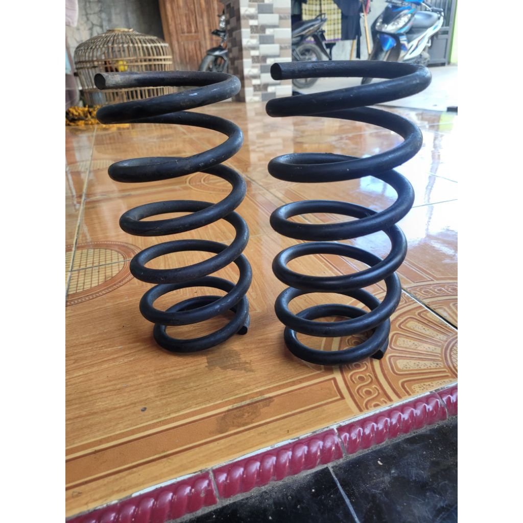 Per Belakang (Sepasang) Suzuki Esteem 1.3