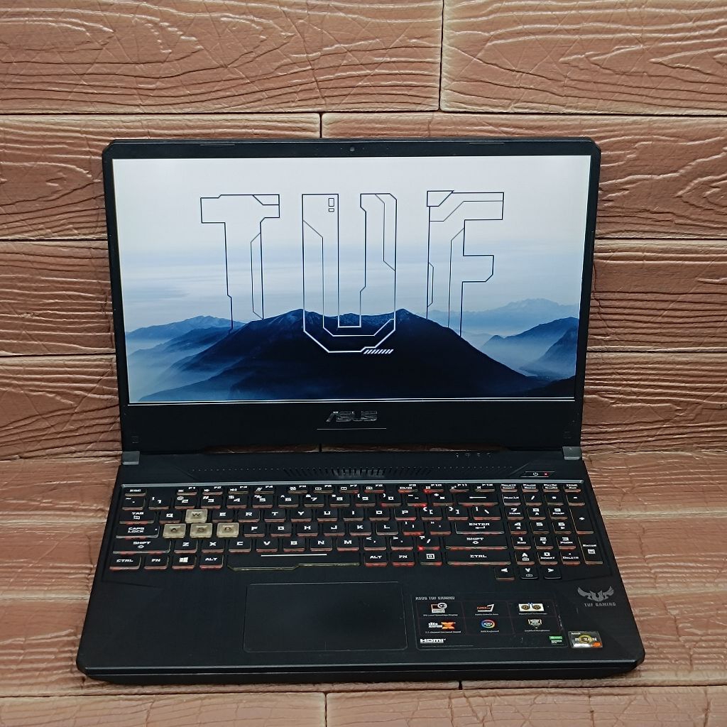 Laptop ASUS TUF GAMING FX505DT AMD RYZEN 7-3750H RAM 8GB SSD 512GB GTX 1650 RGB 144Hz