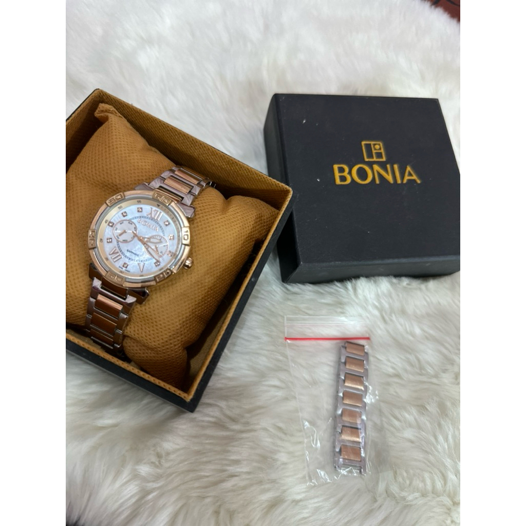 Jam Tangan wanita Bonia Original 100% preloved