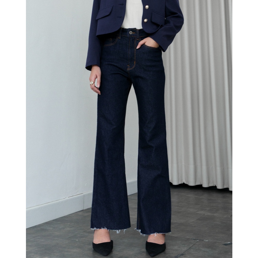 KAIAHATI - Emilia Flared Jeans